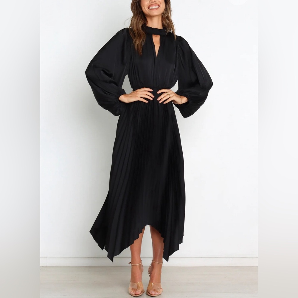 Petal and Pup Eloise Dress in Black